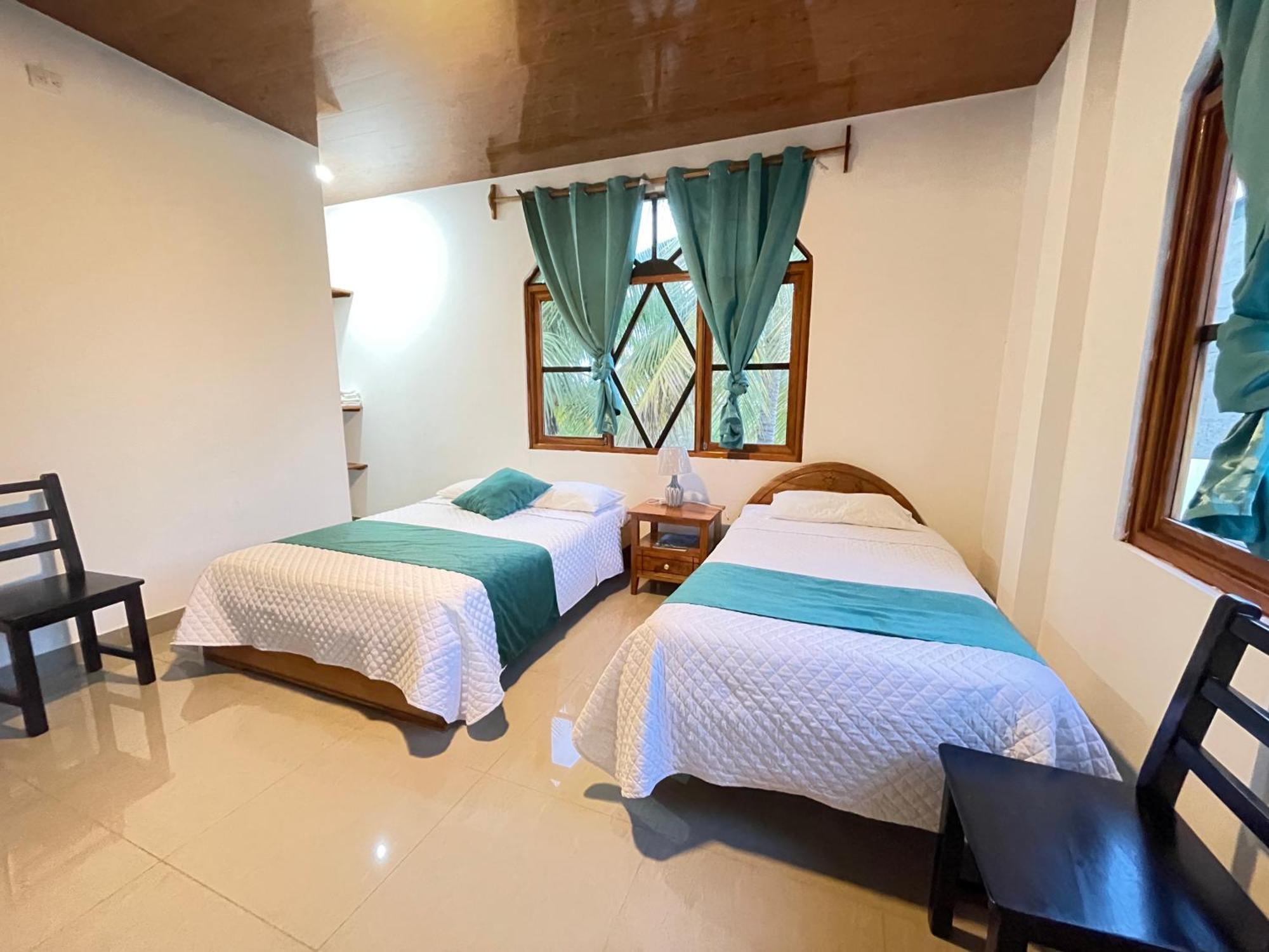 Hostal Muro De Las Lagrimas With High Speed Internet Starlink 比亚米尔港 外观 照片