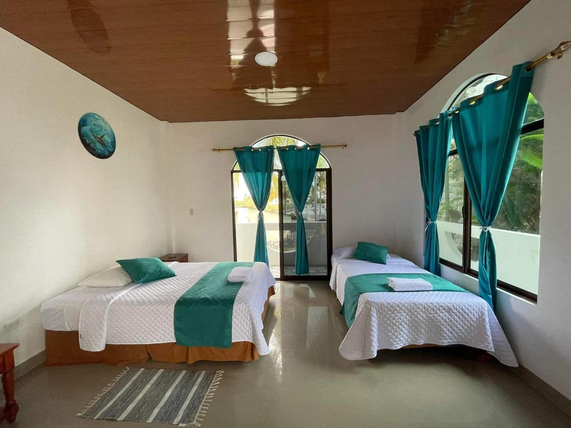 Hostal Muro De Las Lagrimas With High Speed Internet Starlink 比亚米尔港 外观 照片
