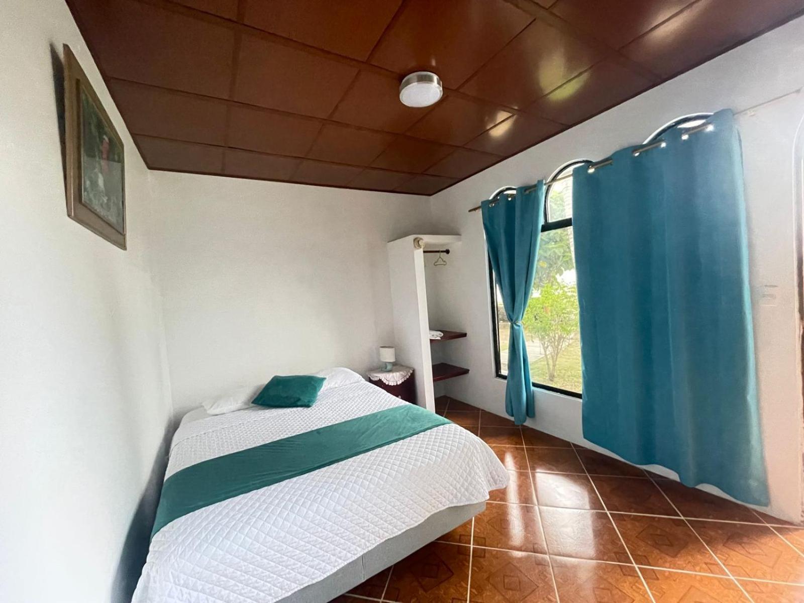 Hostal Muro De Las Lagrimas With High Speed Internet Starlink 比亚米尔港 外观 照片